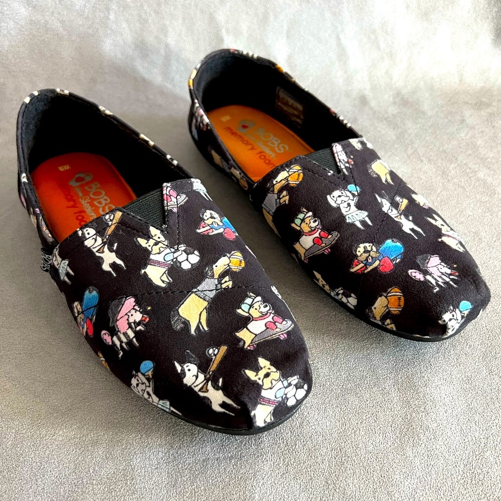 BOBS Sketchers Dog Lover Shoes sz 8